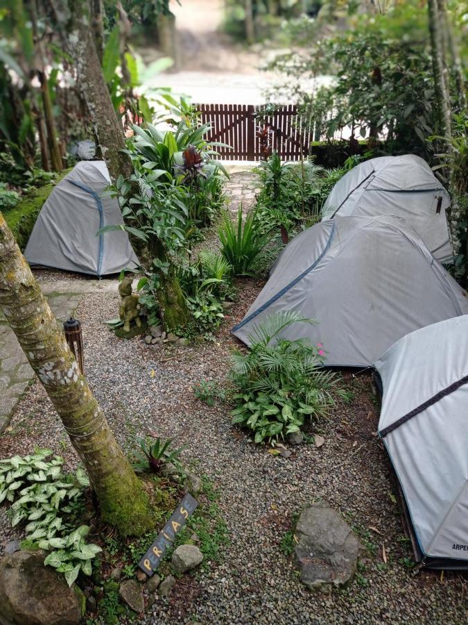 Camping Tropico De Capricornio - Ilhabela Esterno foto