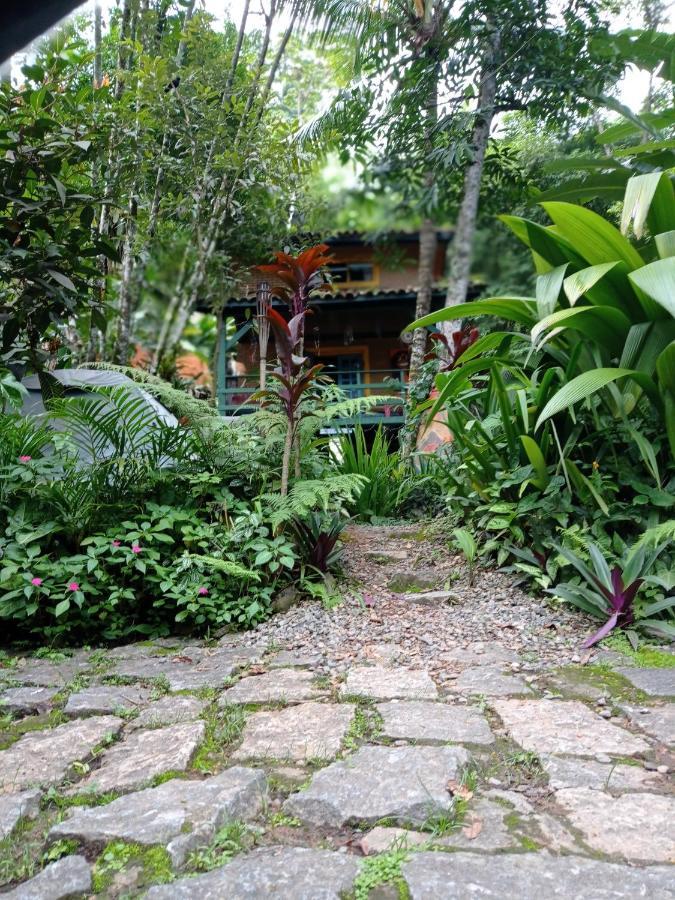 Camping Tropico De Capricornio - Ilhabela Esterno foto